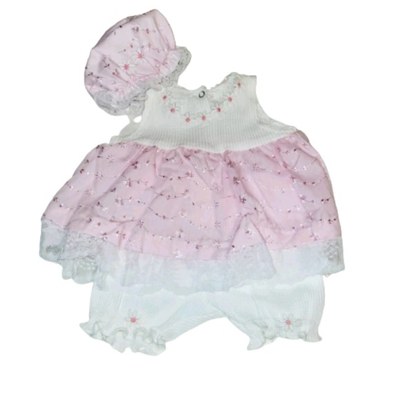 Vintage Other - Vintage Infant 3pc Set Bonnet Dress & Shorts sz Lg